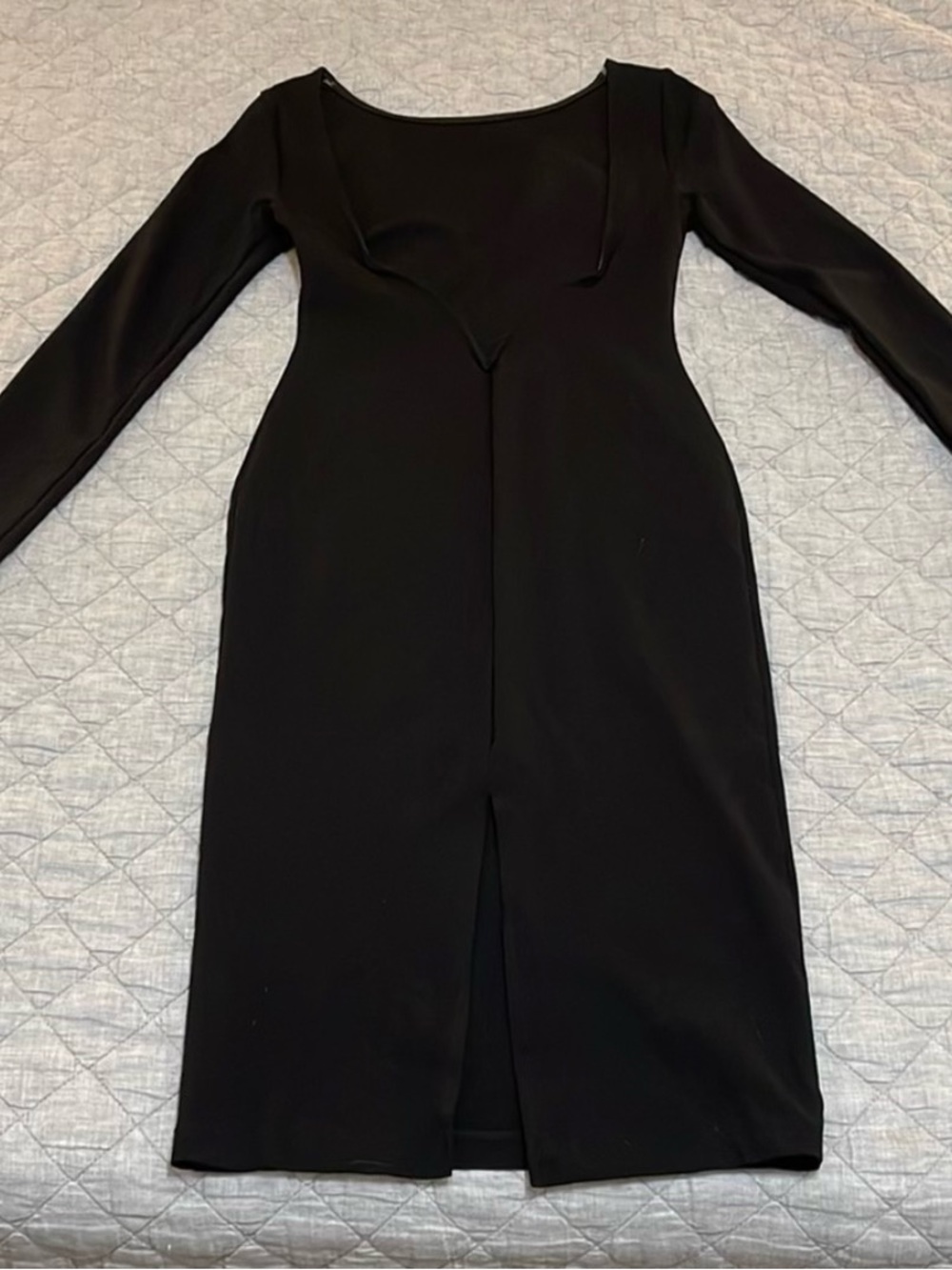 Lulu's Black Long-Sleeve Bodycon Midi Dress - Picture 5 of 5